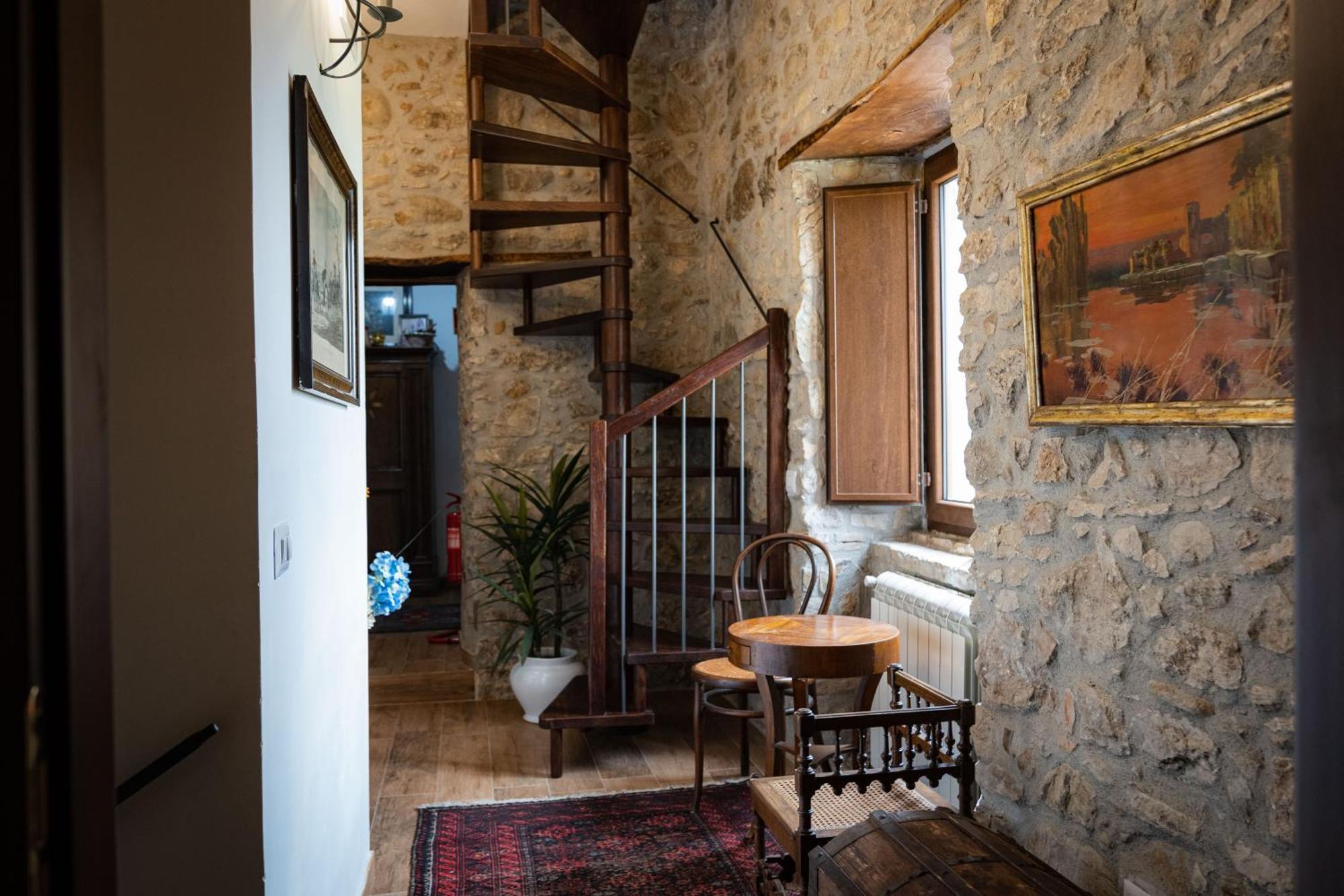 Gasthaus Country Relais La Torretta Baronale San Giorgio del Sannio Exterior foto